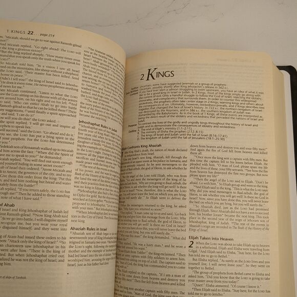 Holy Bible New Living Translation Red Letter Tyndale Gift & Award Edition 1997 - Picture 7 of 11